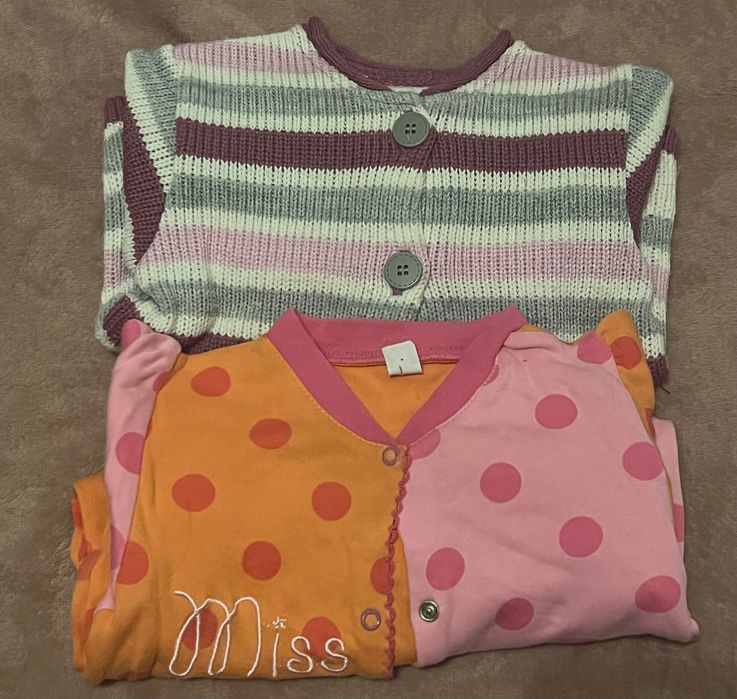 Ubranka dla dziewczynki 98/104