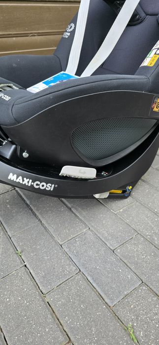 Fotelik samochodowy Maxi-Cosi z podstawą FamiliFix360