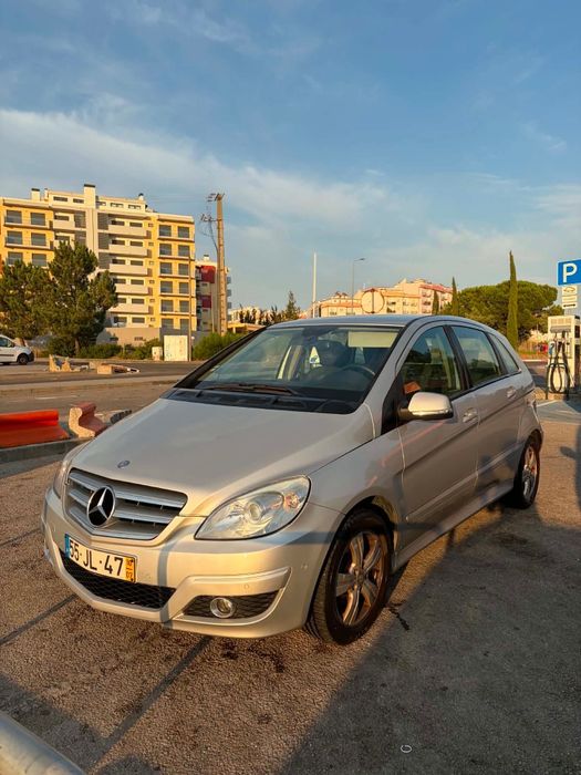 Mercedes b180 2110 c NEGOCIÁVEL