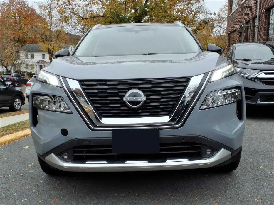 Nissan Rogue Platinum      2022