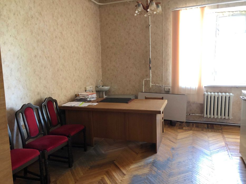 Офісні приміщення, кабінети на Подолі від 200 грн. без комісії.