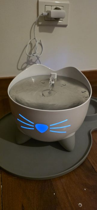 Fonte água para gatos