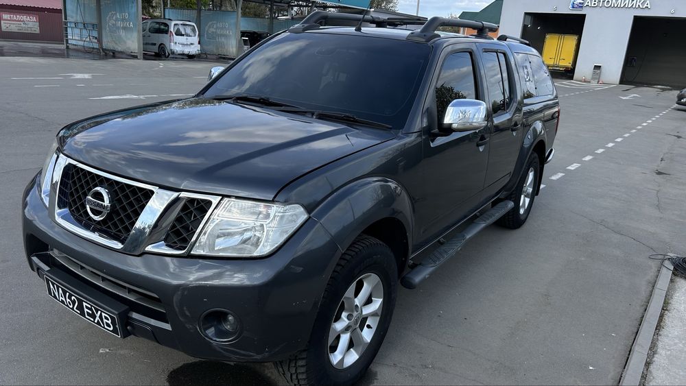 Nissan navara 2012