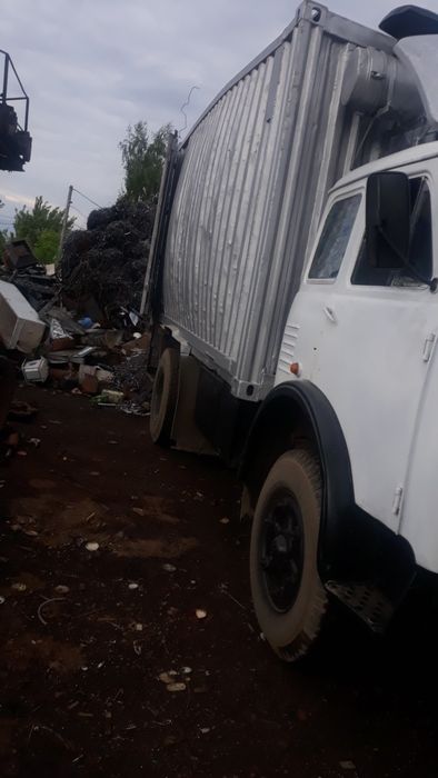 МАЗ 5334 1992г.в контейнеровоз Металовоз