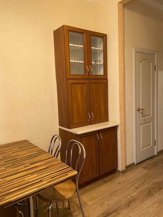 В Продажу 1 кк на вул. Адміральська