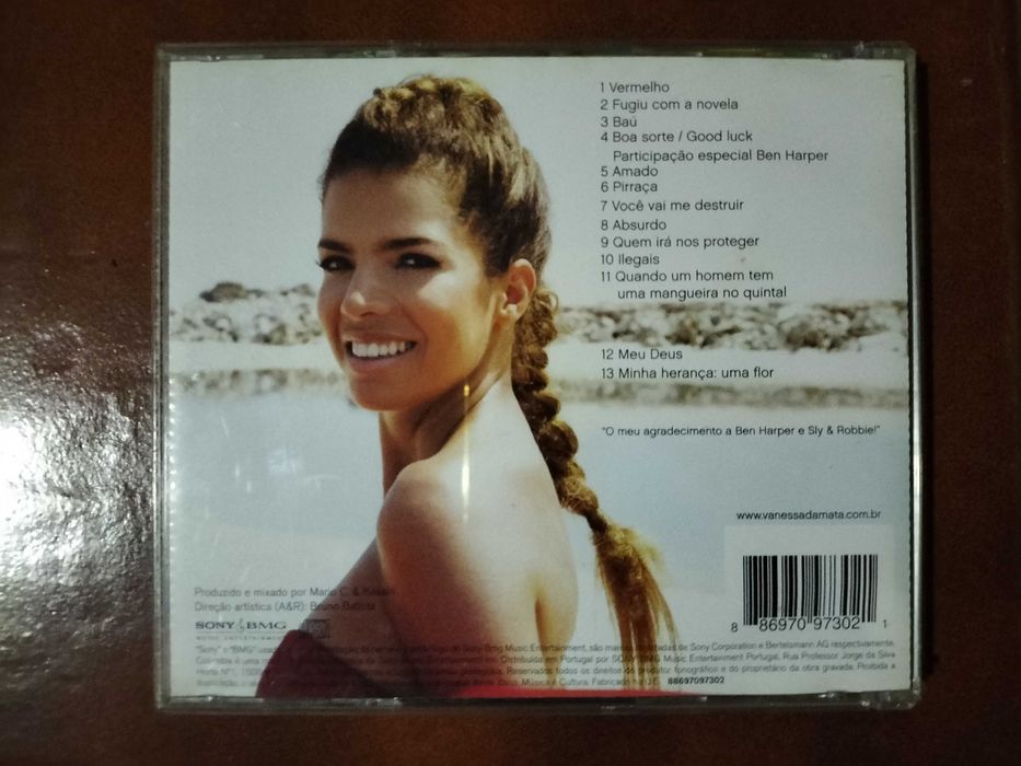 CD Sim da artista Vanessa da Mata