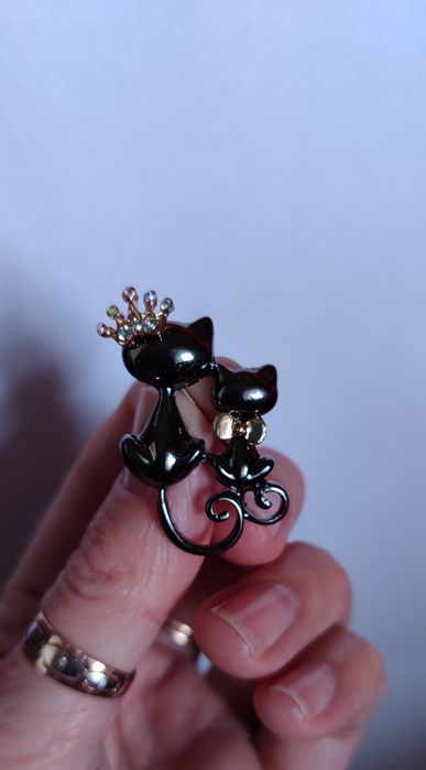 Брошки / прикраси / аксесуари