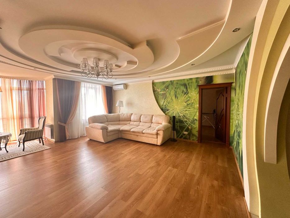 Продам 3 кімнатну квартиру
