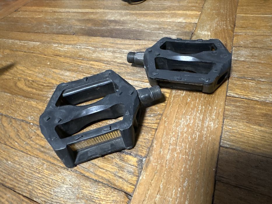 Велозапчастина деталь для велосипеда велодеталь запчасть