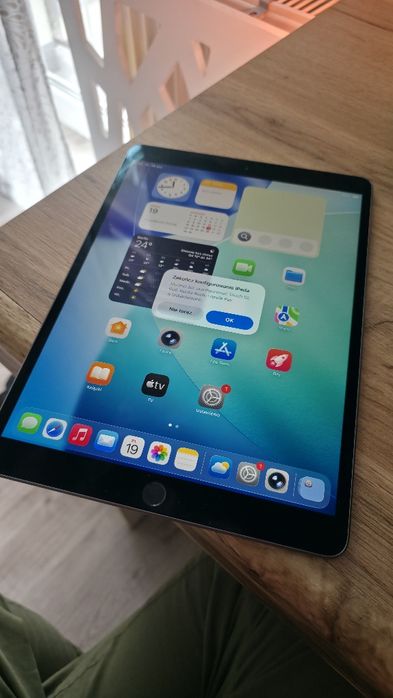 IPad air 3 generacji wi-fi 64gb plus Apple pencil. Warszawa