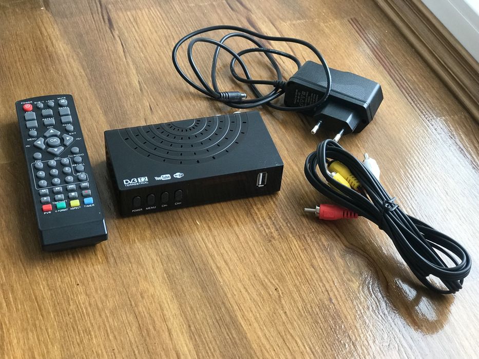Тюнер Т2 ТВ ресивер DVB-T2