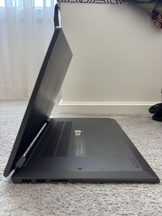 Lenovo IdeaPad Flex 5 14ALC05 AMD Ryzen 7
