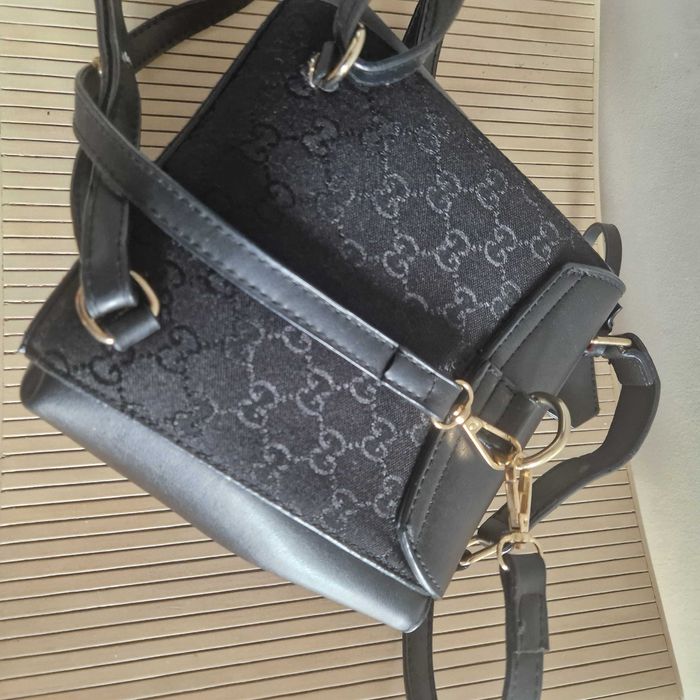 Piękny skórzany plecaczek