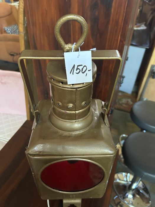 Stara lampa kolejowa