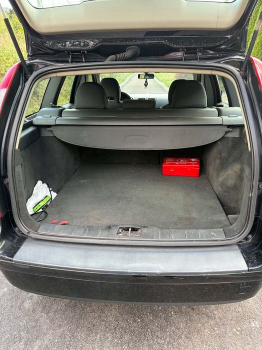 Volvo  v50  2.0d