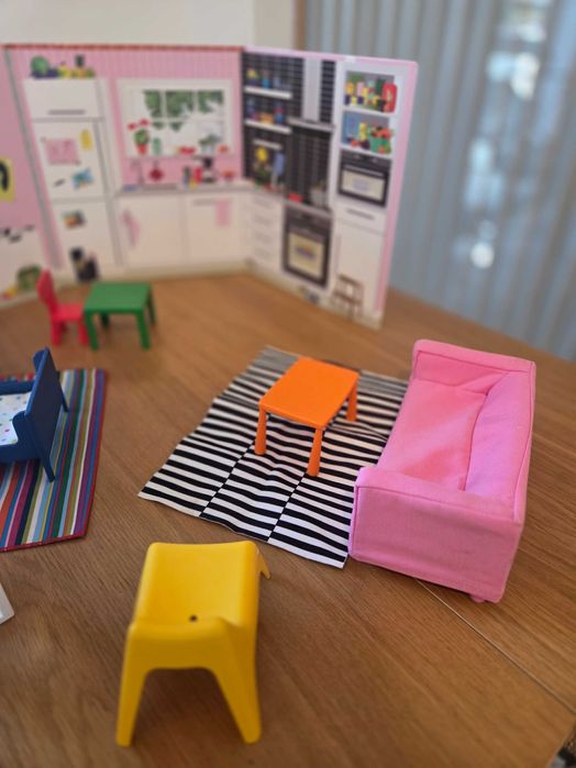 Móveis de Brincar IKEA & Capa Casa de Bonecas - Portátil e Decorativo!
