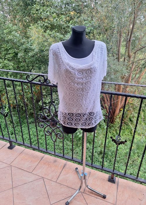 Biała elegancka bluzka damska rozmiar M/L 38/40