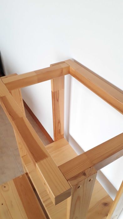 Torre de Aprendizagem em Pinho