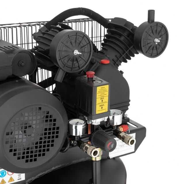 Компресор 100л, вертикальний, 3 кВт, 220 В, 10 ат INTERTOOL PT-0017.