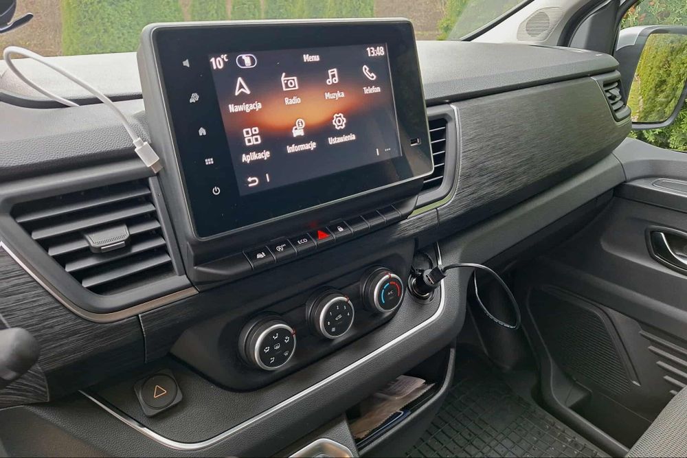 Wynajem busa 9 osobowego Renault Traffic COMBI Grand EQUILIBRE Blue