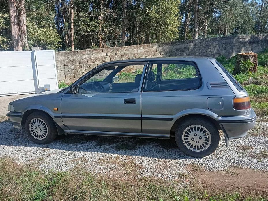 Toyota corolla 1.8d comercial