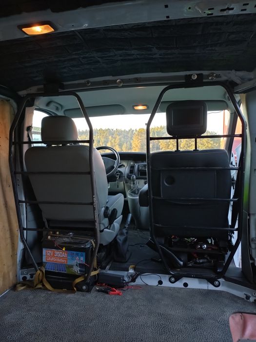 Ściana grodziowa kratki Opel Vivaro Renault Trafic Nissan Primastar