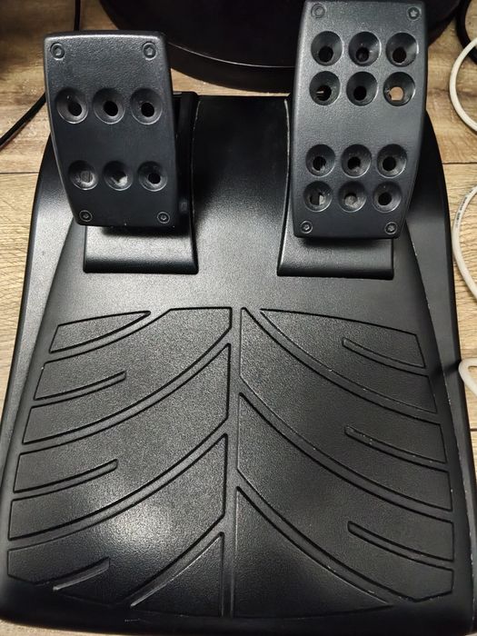 Logitech Driving Force GT