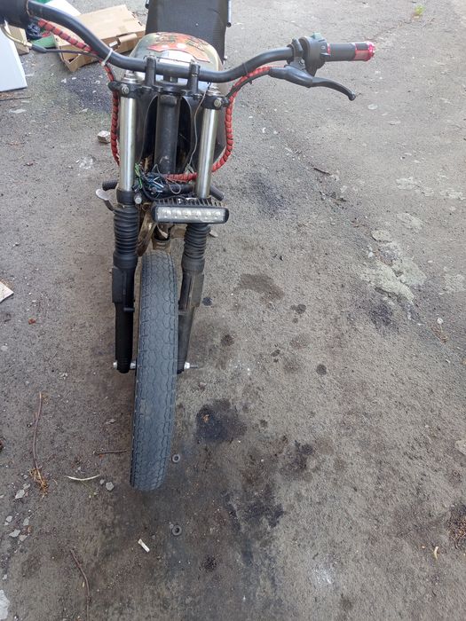 Продам мотоцикл Viper zc 150j
