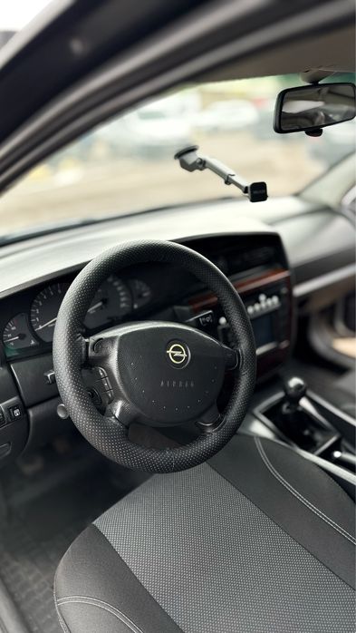 Opel Omega b 2.2