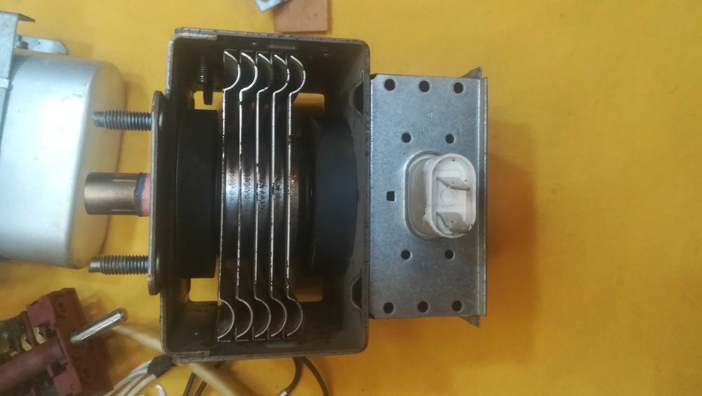 Запчасти к микроволновке