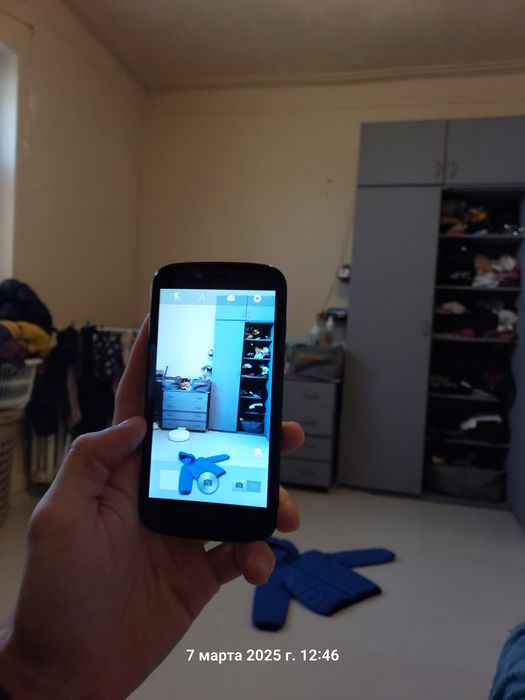 продам смартфон QILIVE Q.4122