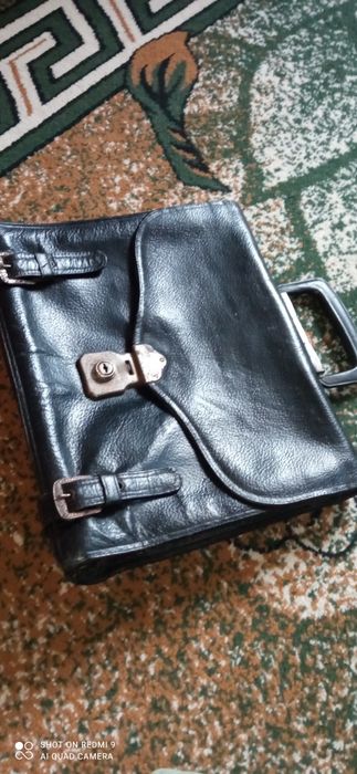 Przedwojenna teczka skóra