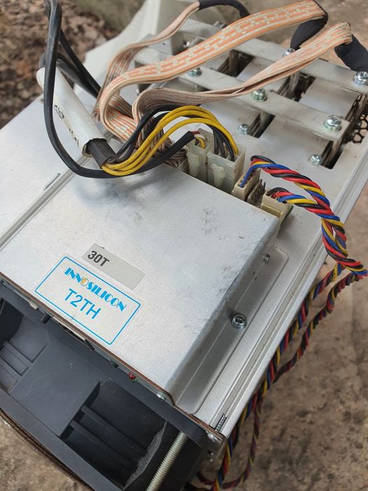 ASIC майнер Innosilicon T2TH 30Th