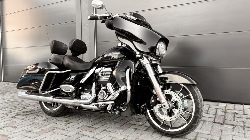 Harley Davidson 2023 FLHX Street Glide
