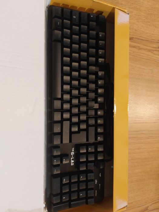 Nowa klawiatura mechaniczna The G-Lab Carbon – AZERTY (Blue Switch)