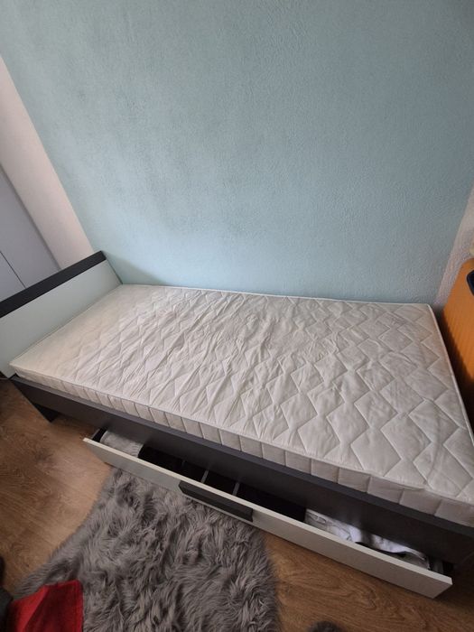 Łóżko z szufladą + materac