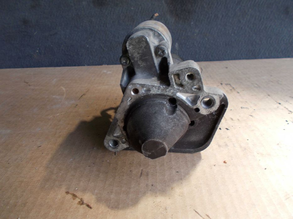 renault SCENIC 1.5 dci 05r rozrusznik 8200.306595