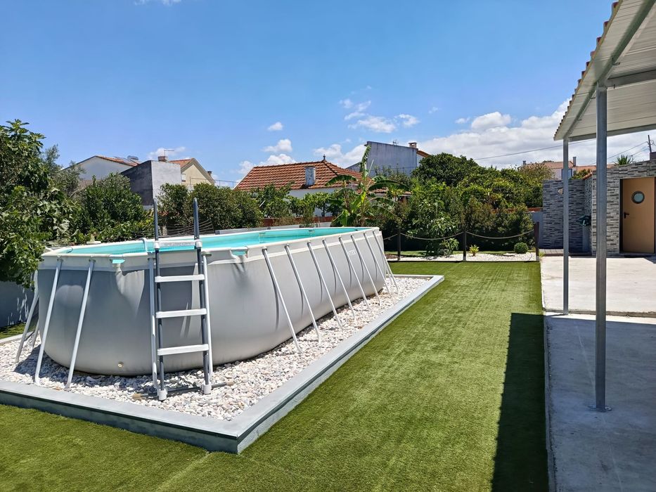 Espaço Privado c/ Piscina e Churrasqueira para Eventos e Convívios Familiares