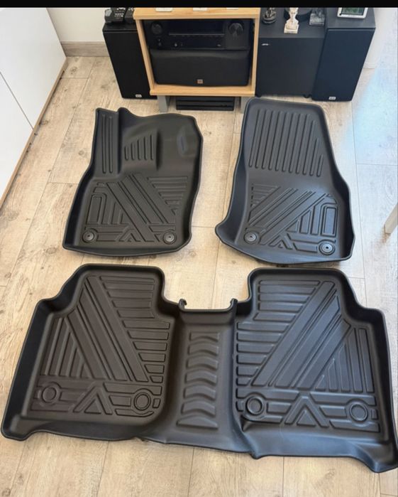 Komplet Dywanikiw Gumowych do Skoda Kodiaq