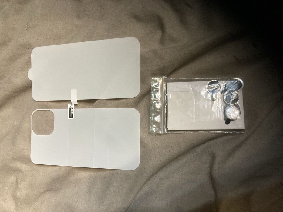 Чехол iphone 13.