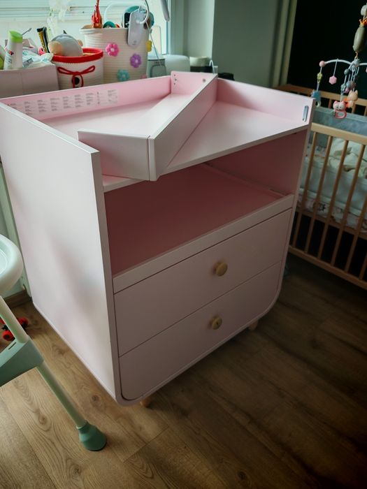 IKEA MYLLRA Komoda z przewijakiem odcienie różu