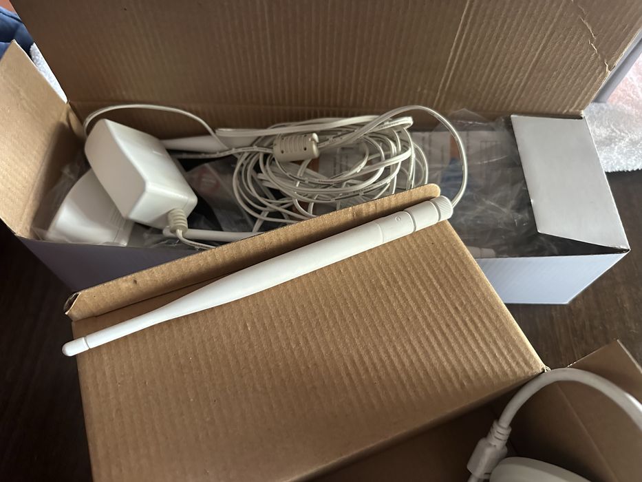 KIT 4 CÂMARAS WiFi 1080p – Vigilância Completa para Casa/Negócio