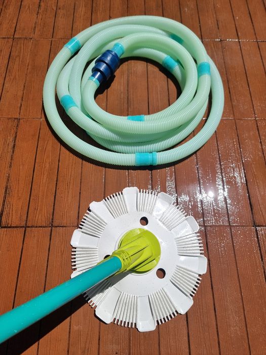 Aspirador hidráulico para piscina