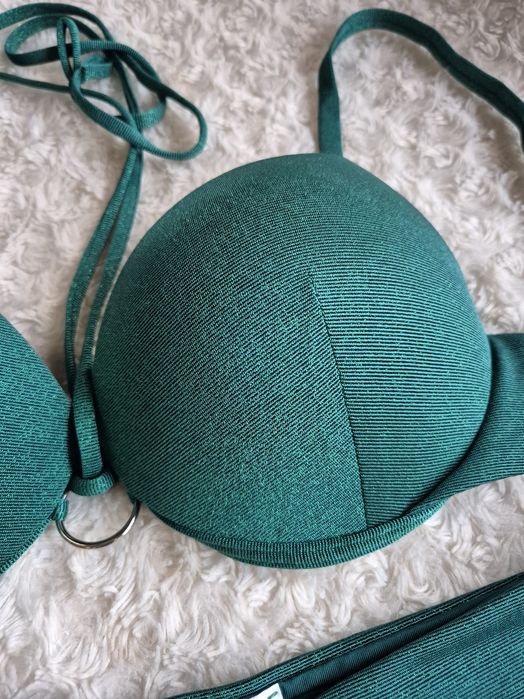 Shine Green Hollywood L 85B/80C/75D, 4 zielony z połyskiem  push up