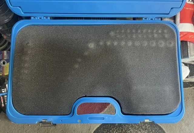 Zestaw narzędzi dla elektryka