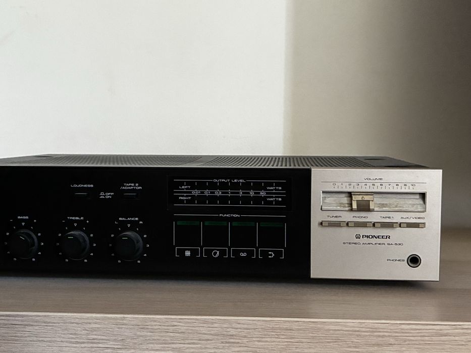 Amplificador e colunas pioneer