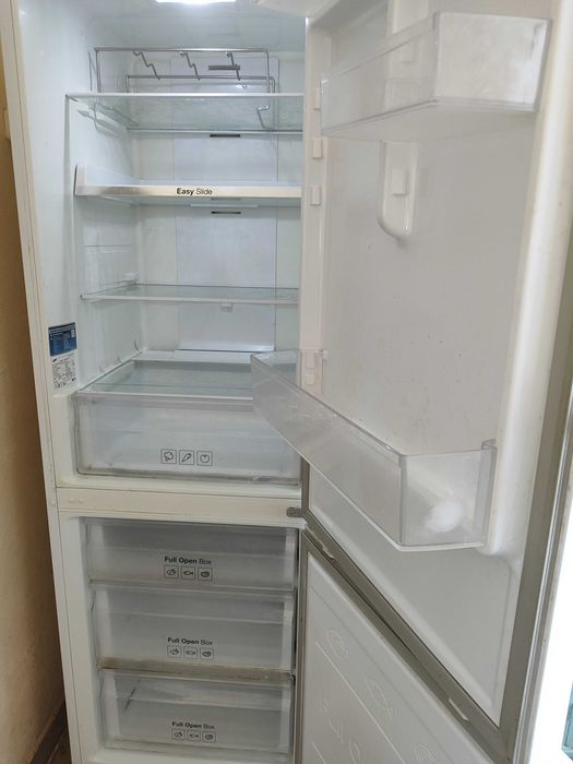 Продам холодильник Samsung