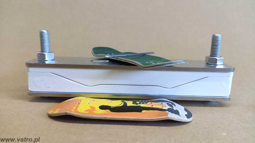 Forma fingerboard - fingerboard mold