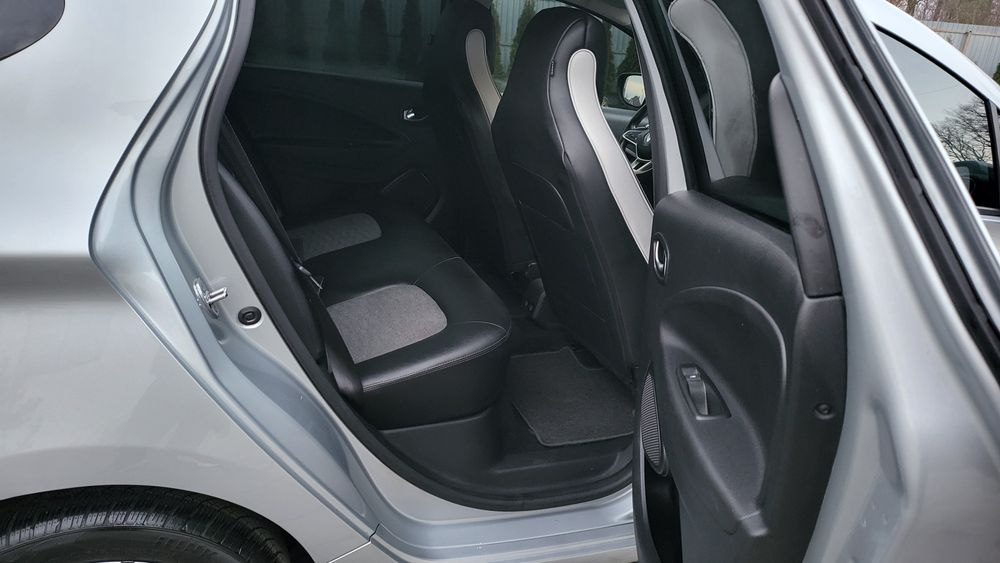 RENAULT ZOE II 52 kwt 2021 pik 100kw мотор