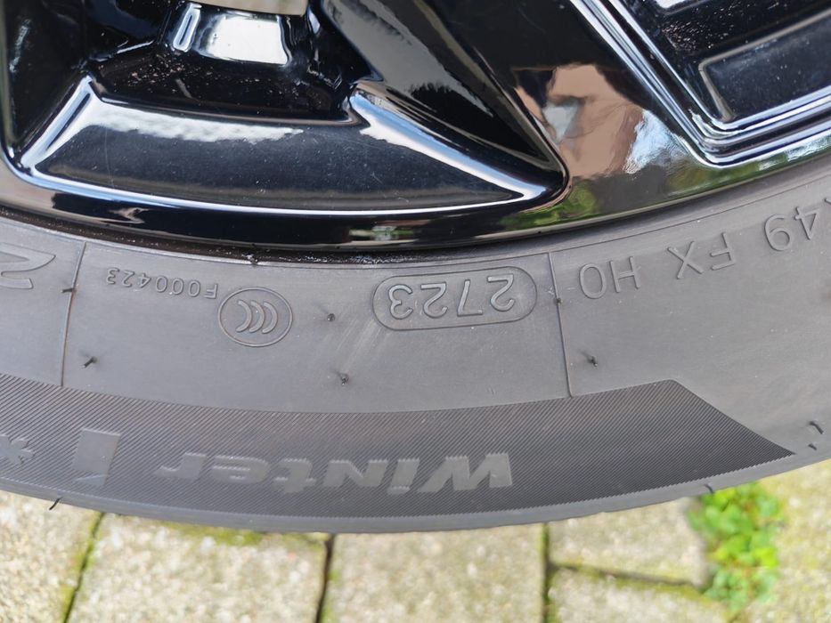 Koła zimowe 17"  205/60 R17 z czujnikami, Tivoli